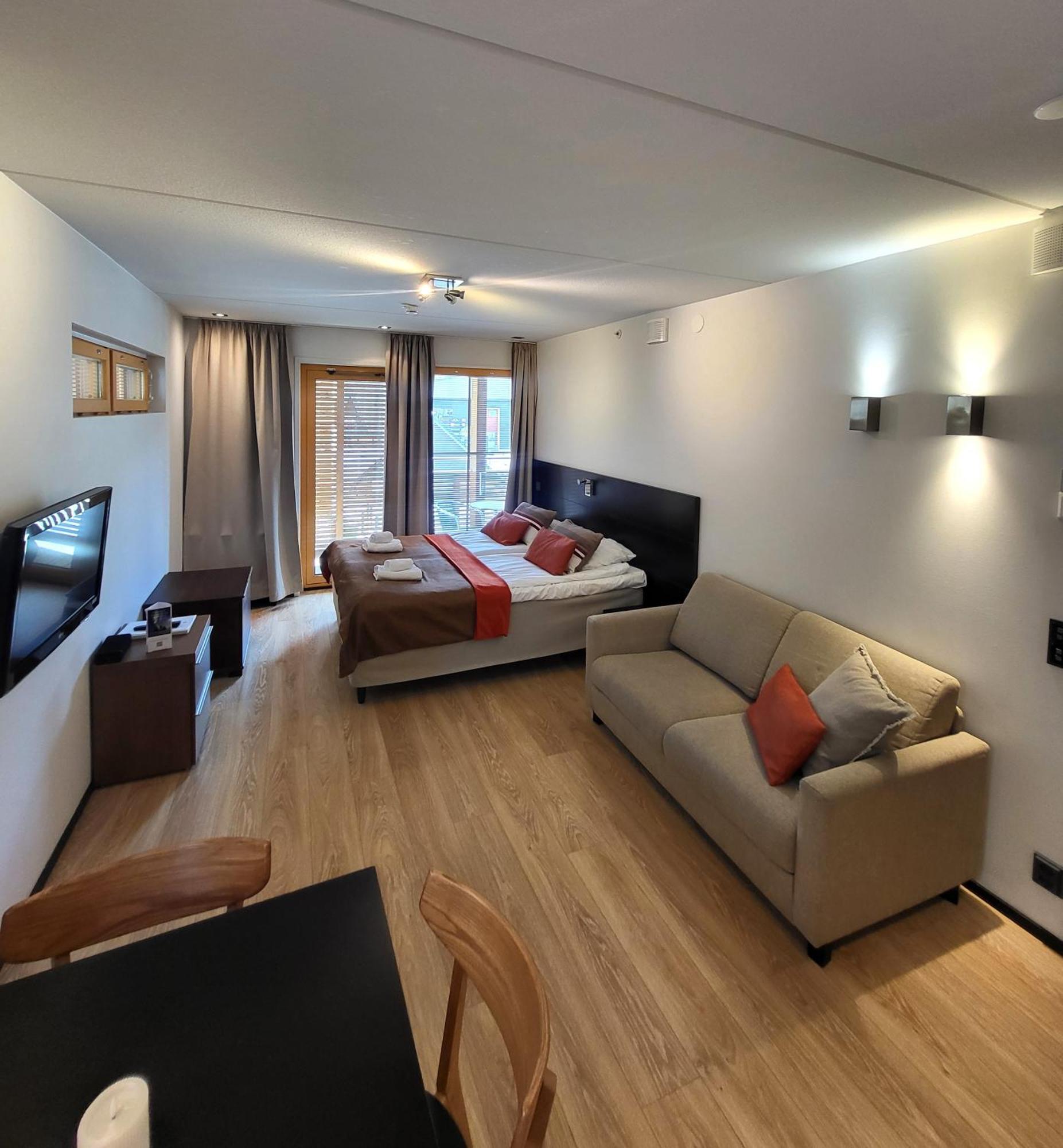 Gold Apartment